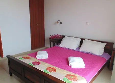 Daktilidis Village Aparthotel